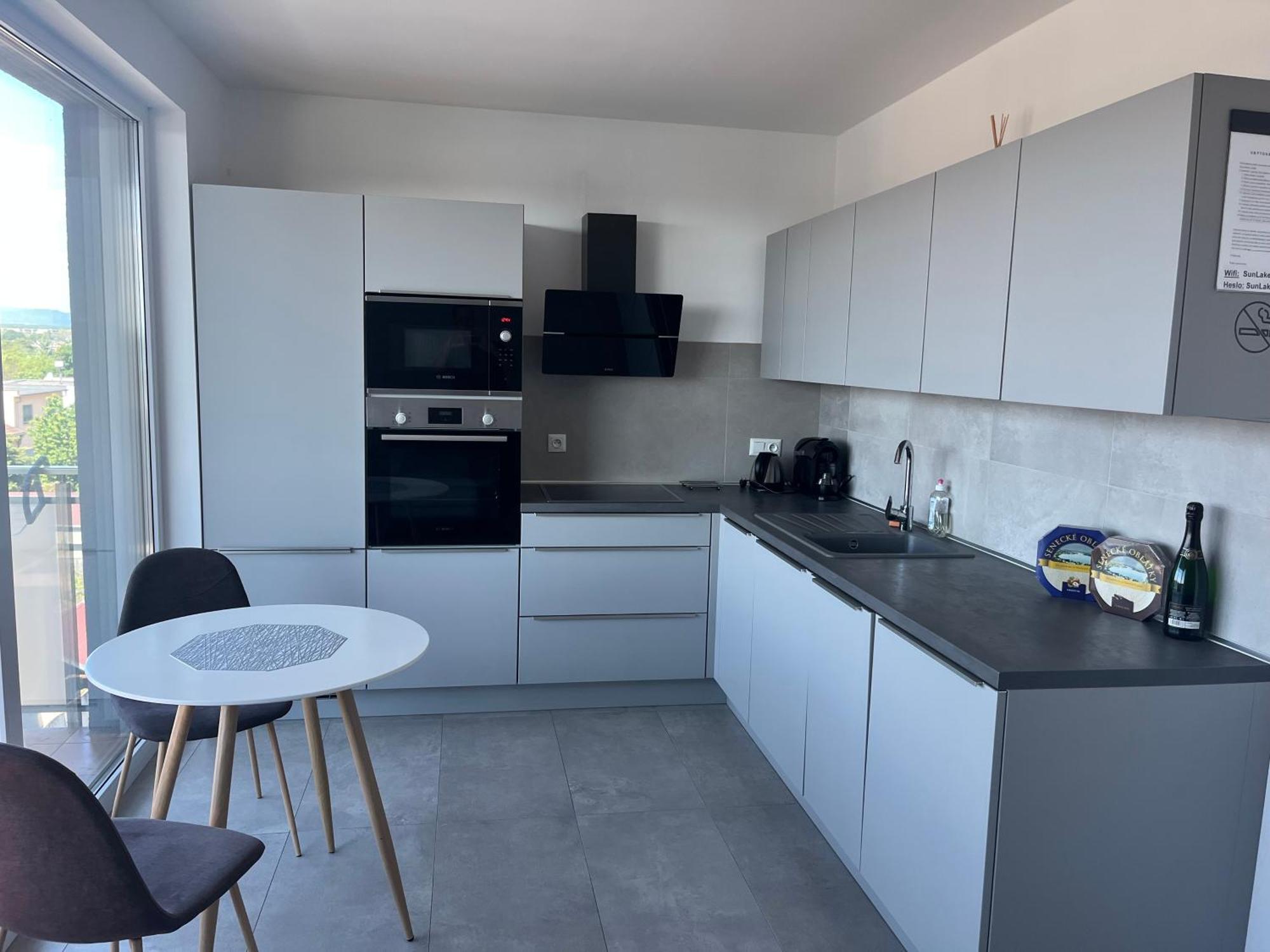 Apartment Sun Lakes - Sever セネツ エクステリア 写真